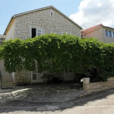 Apartament Marija *